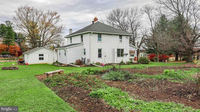 54 MITCHELL RD, Airville, PA 17302