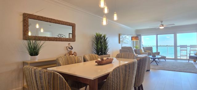 60 Yacht Club Drive 405, North Palm Beach, FL 33408