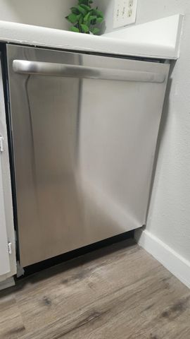 3025 Walnut Bend 35, Houston, TX 77042