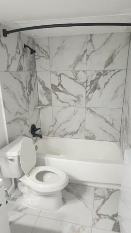 3025 Walnut Bend 35, Houston, TX 77042