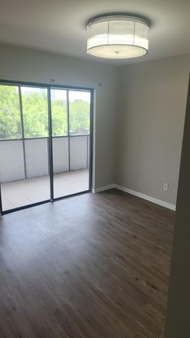 3025 Walnut Bend 35, Houston, TX 77042