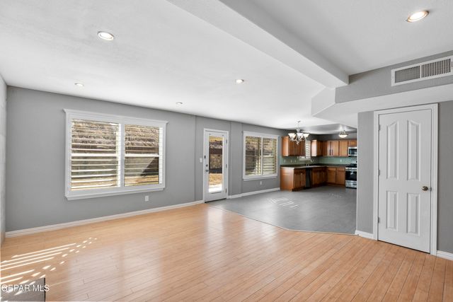 1450 SENDA DEL SOL, El Paso, TX 79911