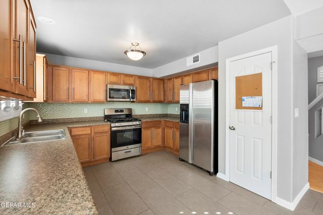 1450 SENDA DEL SOL, El Paso, TX 79911