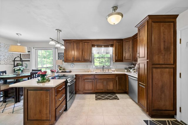 409 Wingate Dr, Clarksville, TN 37043