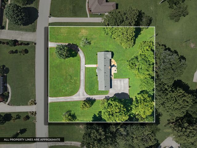 409 Wingate Dr, Clarksville, TN 37043