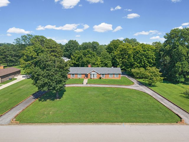 409 Wingate Dr, Clarksville, TN 37043