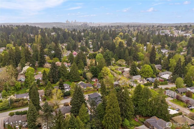 3022 NE 95th, Seattle, WA 98115