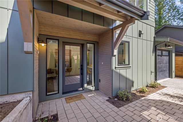 3022 NE 95th, Seattle, WA 98115