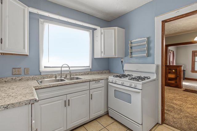 128 N Sedgwick St, Wichita, KS 67203