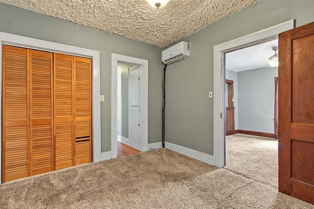 128 N Sedgwick St, Wichita, KS 67203