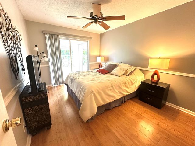 13 Lyndhurst A 13, Deerfield Beach, FL 33442