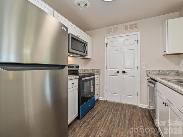 402 Jones Street, Charlotte, NC 28208