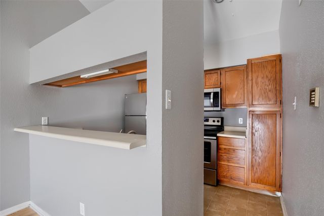 8055 Cambridge Street 28, Houston, TX 77054