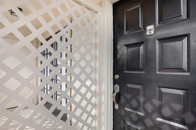 8055 Cambridge Street 28, Houston, TX 77054