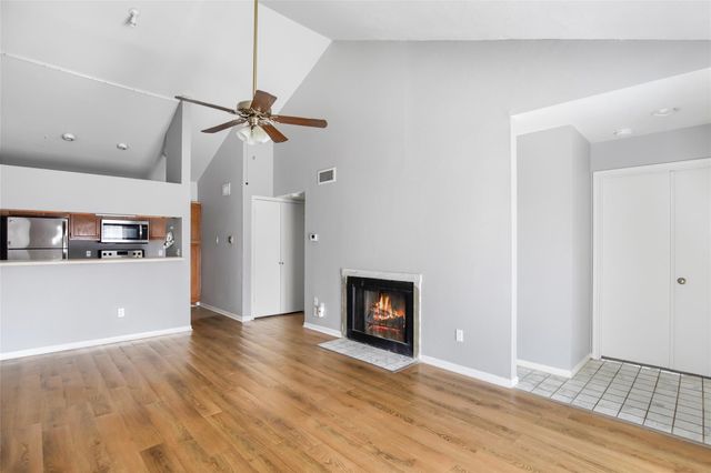 8055 Cambridge Street 28, Houston, TX 77054