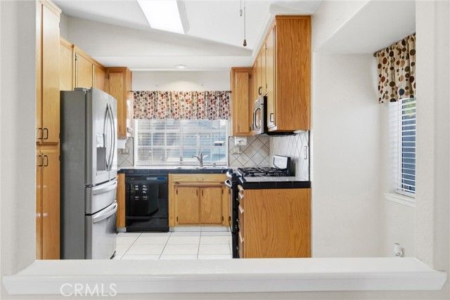 1113 Sand Creek, Bakersfield, CA 93312