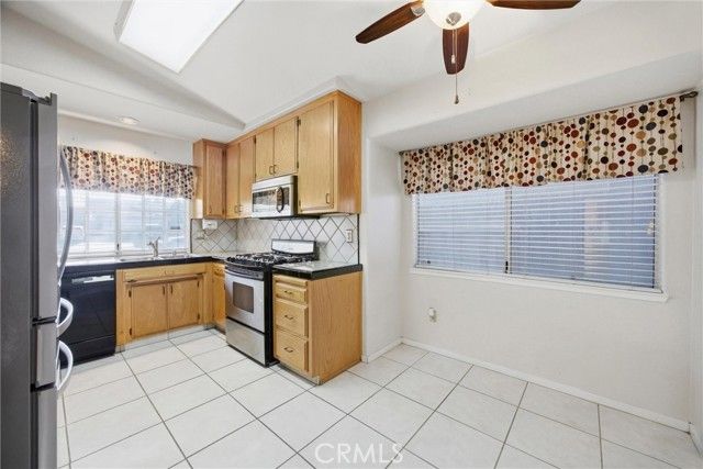 1113 Sand Creek, Bakersfield, CA 93312