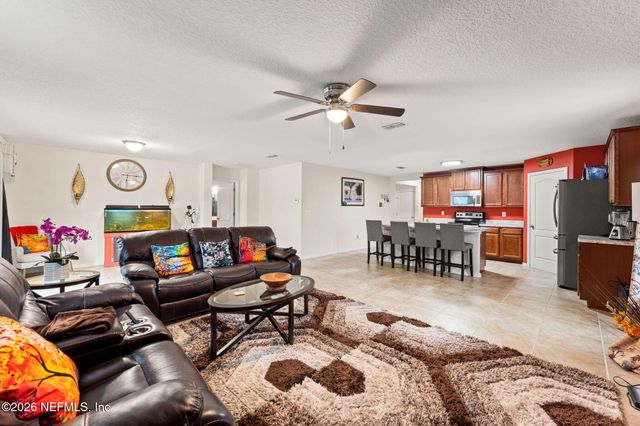 45013 AMHURST OAKS Drive, Callahan, FL 32011