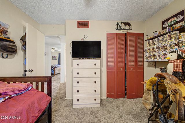 4049 W CINNABAR Avenue, Phoenix, AZ 85051