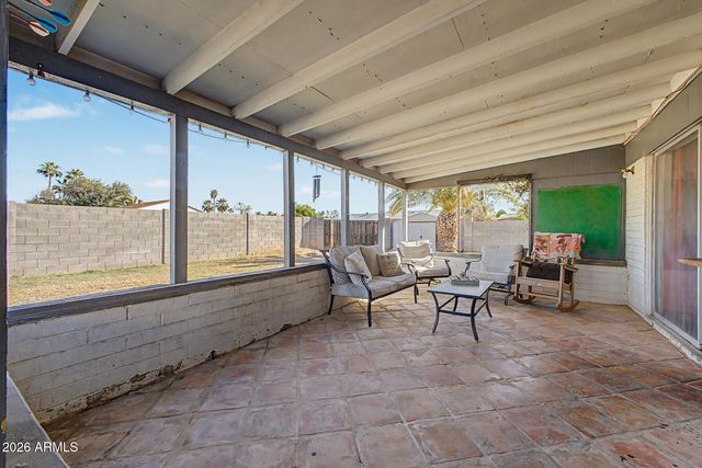 4049 W CINNABAR Avenue, Phoenix, AZ 85051