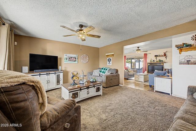 4049 W CINNABAR Avenue, Phoenix, AZ 85051