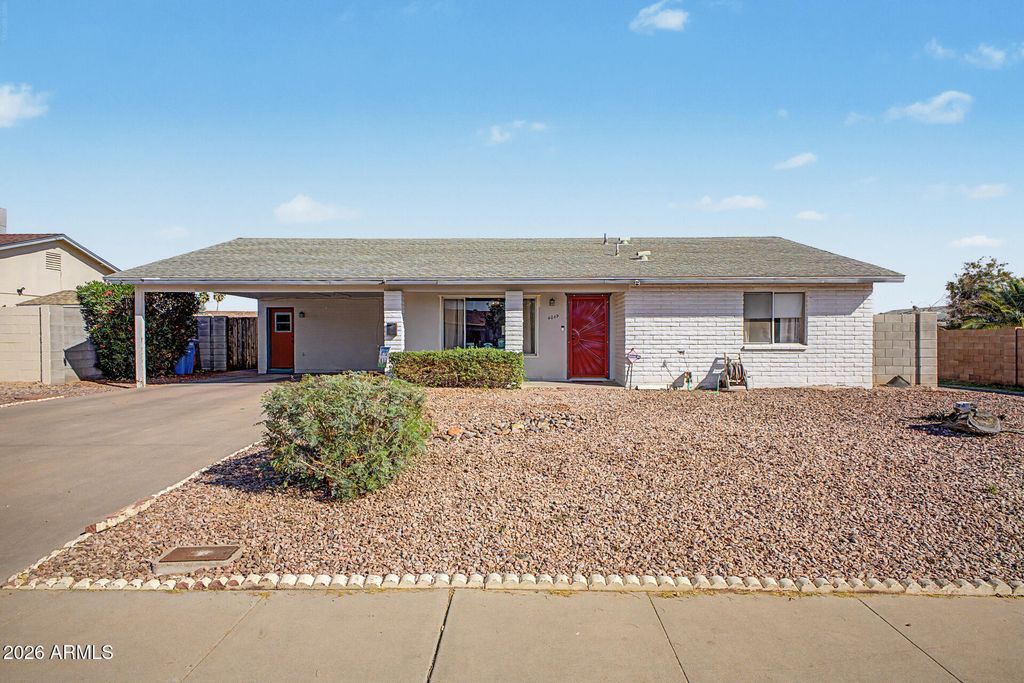 4049 W CINNABAR Avenue, Phoenix, AZ 85051