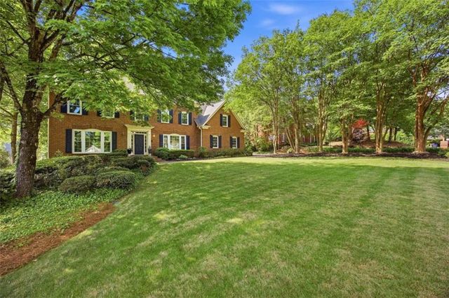 7525 S Spalding Lake Drive, Sandy Springs, GA 30350