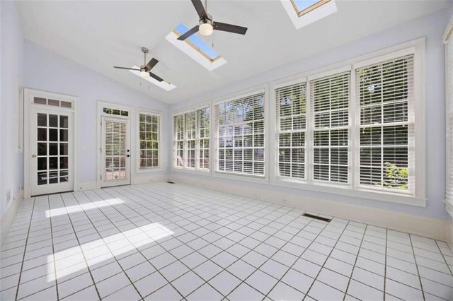 7525 S Spalding Lake Drive, Sandy Springs, GA 30350