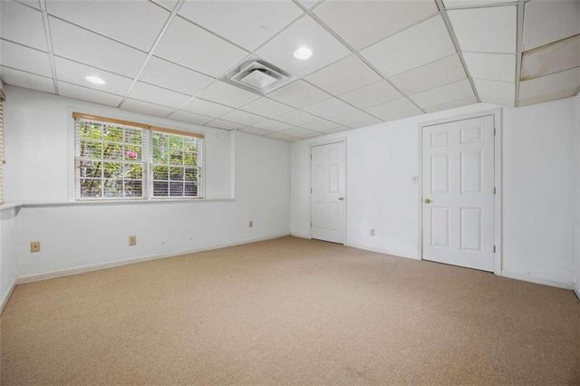 7525 S Spalding Lake Drive, Sandy Springs, GA 30350