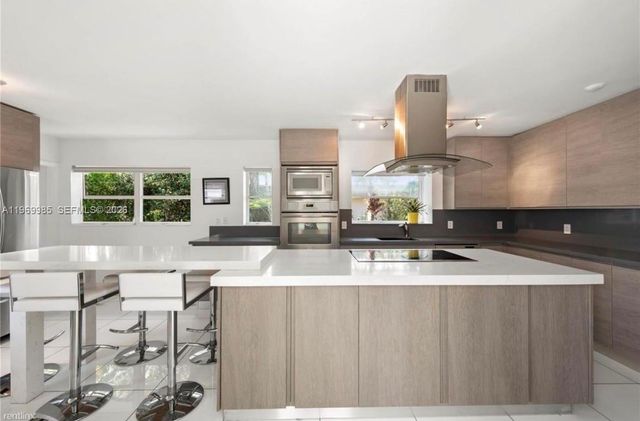 1025 Belle Meade Island Dr, Miami, FL 33138