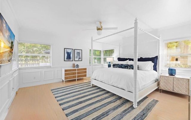 1025 Belle Meade Island Dr, Miami, FL 33138