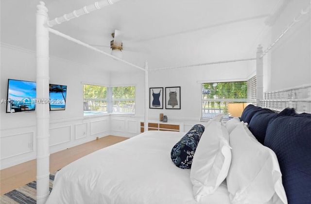 1025 Belle Meade Island Dr, Miami, FL 33138