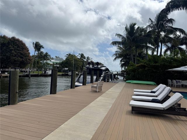 1025 Belle Meade Island Dr, Miami, FL 33138