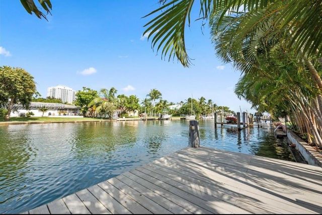 1025 Belle Meade Island Dr, Miami, FL 33138