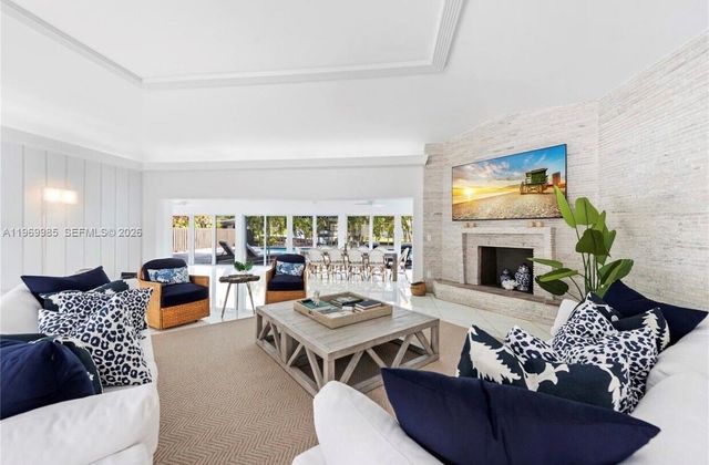 1025 Belle Meade Island Dr, Miami, FL 33138