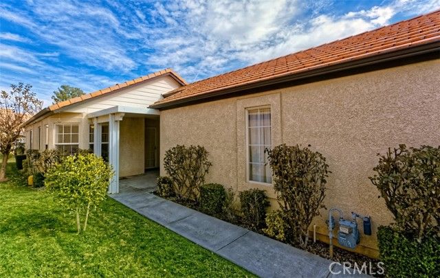 19028 Stoddard Way, Apple Valley, CA 92308