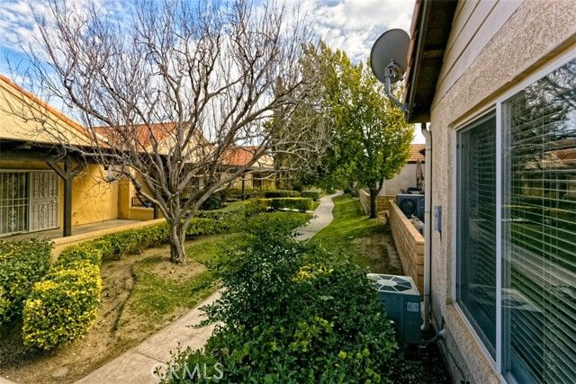 19028 Stoddard Way, Apple Valley, CA 92308