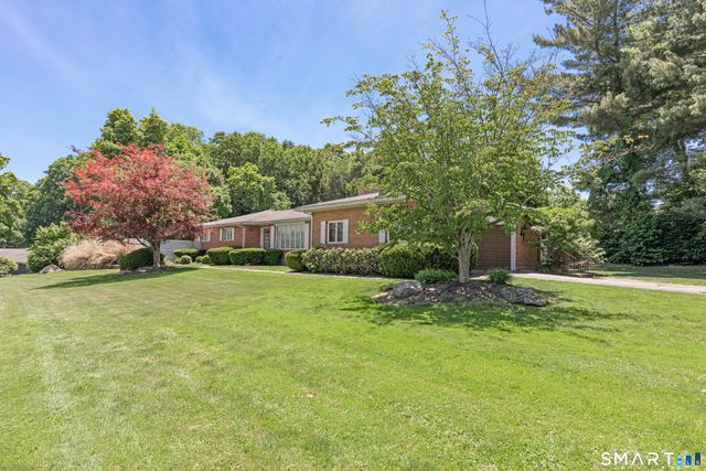 319 Maybrook Road, Waterbury, CT 06708