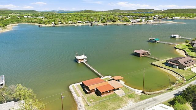4513 Chapel Road, Possum Kingdom Lake, TX 76450