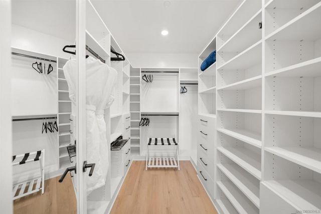 1260 Molara Ln, Encinitas, CA 92024