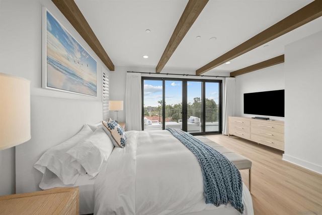 1260 Molara Ln, Encinitas, CA 92024