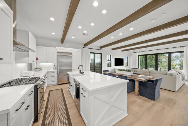 1260 Molara Ln, Encinitas, CA 92024