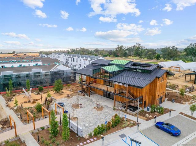 1260 Molara Ln, Encinitas, CA 92024