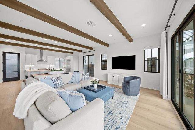 1260 Molara Ln, Encinitas, CA 92024