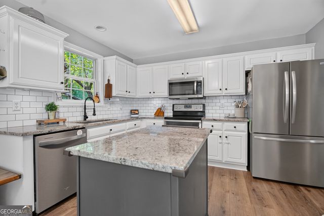 50 Walton Woods Drive, Newnan, GA 30263