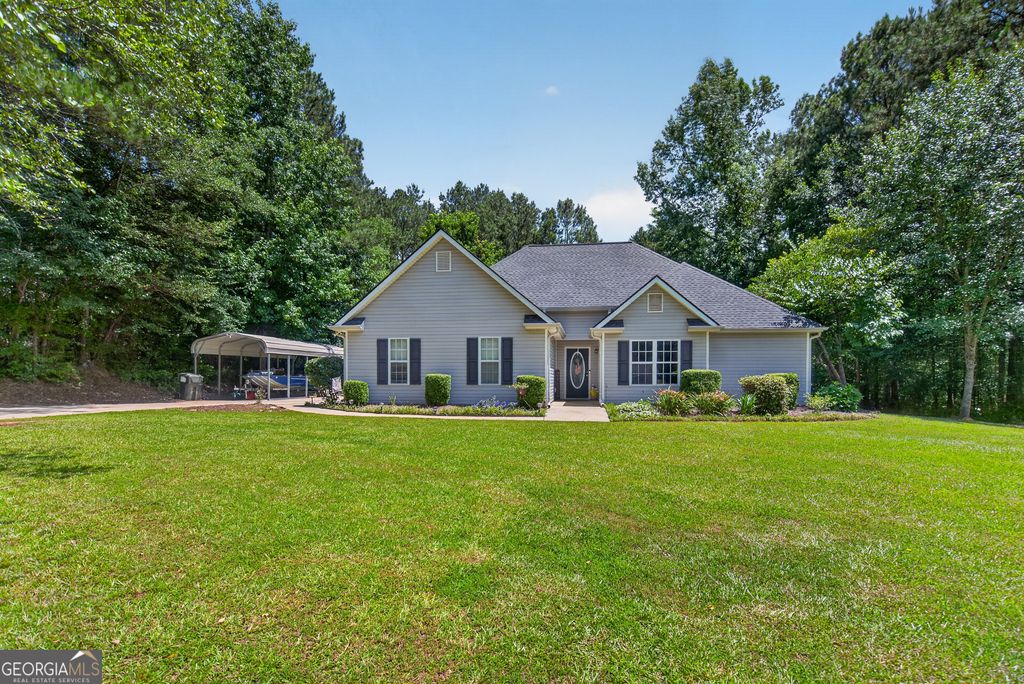 50 Walton Woods Drive, Newnan, GA 30263