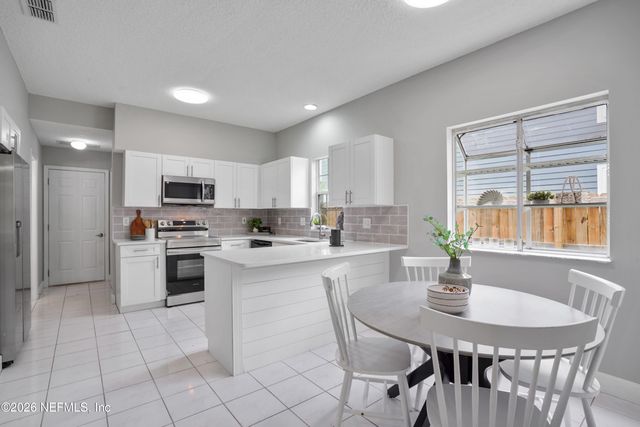 12759 TURTLE LAKE Lane, Jacksonville, FL 32246