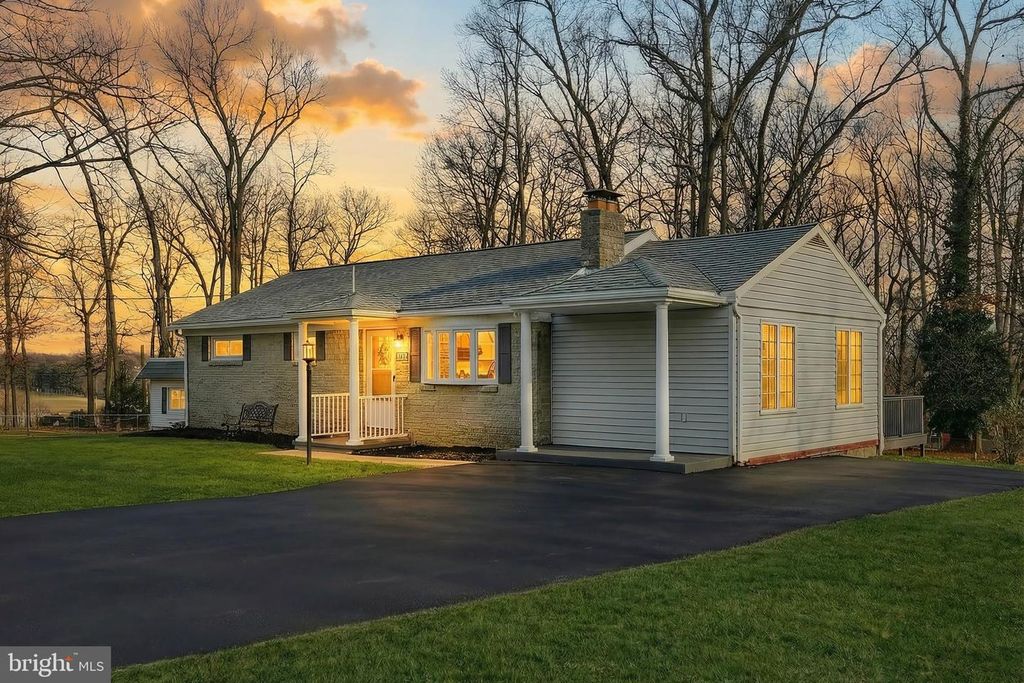 287 CHESTNUT HILL RD, York, PA 17402