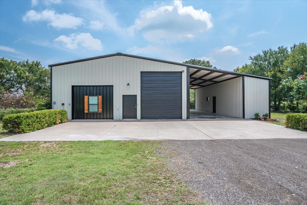 2839 VZ County Road 4511, Ben Wheeler, TX 75754