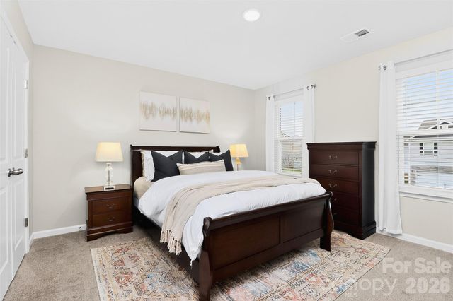 2017 Karen Woods Lane, Charlotte, NC 28216